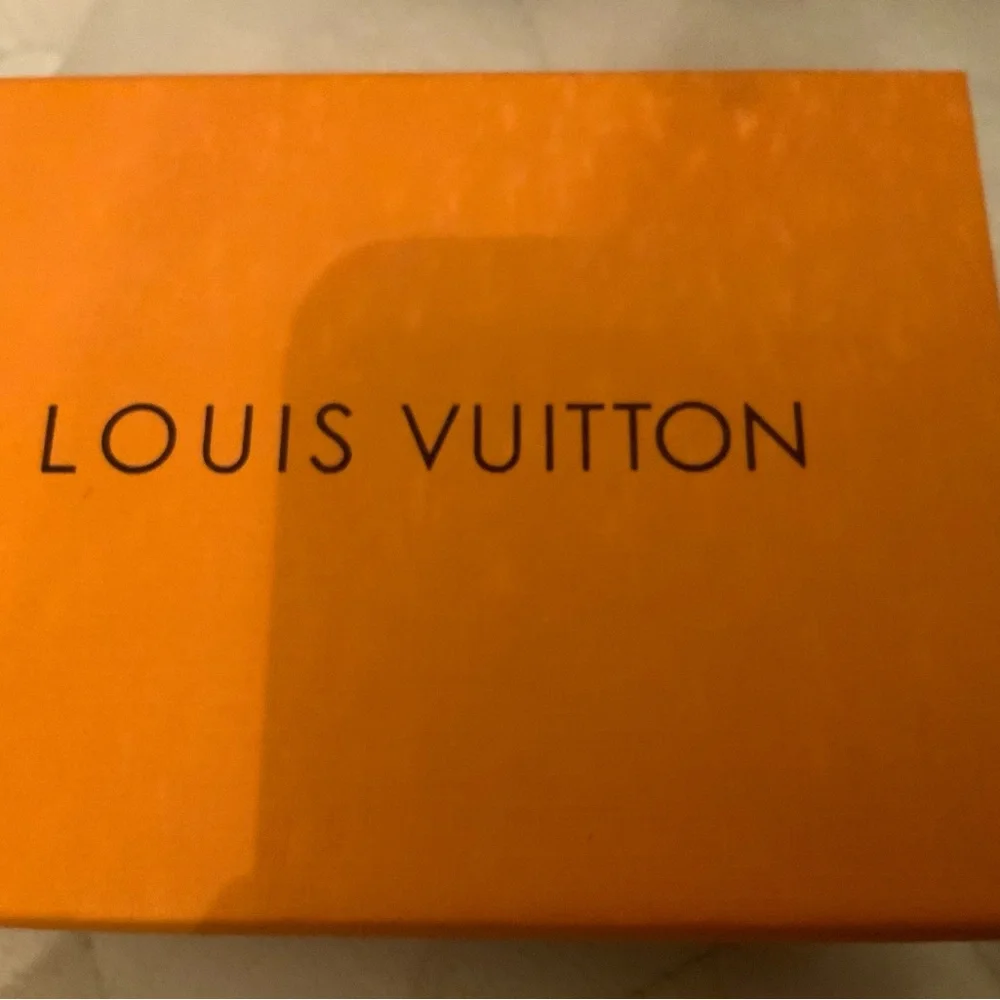 Louis Vuitton Rose Gold Crystal Charms bag chain Gorgeous used once 13 inches